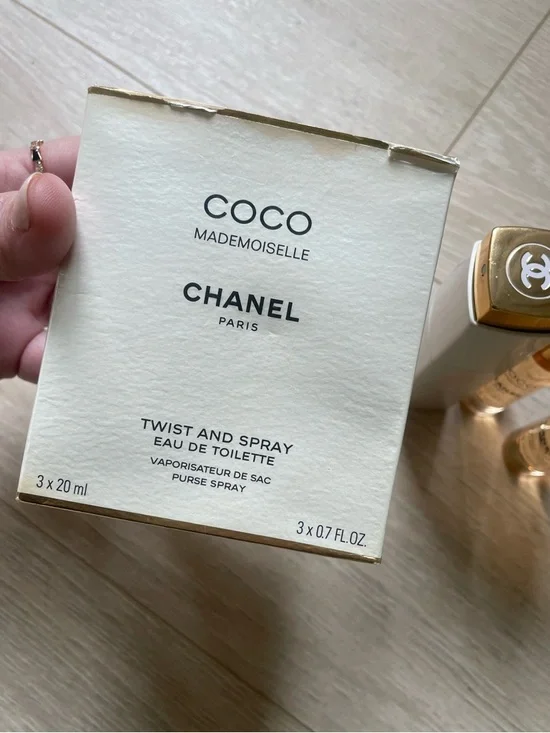 CHANEL Coco Mademoiselle Travel Spray Set ✨💛 - Picture 6 of 12